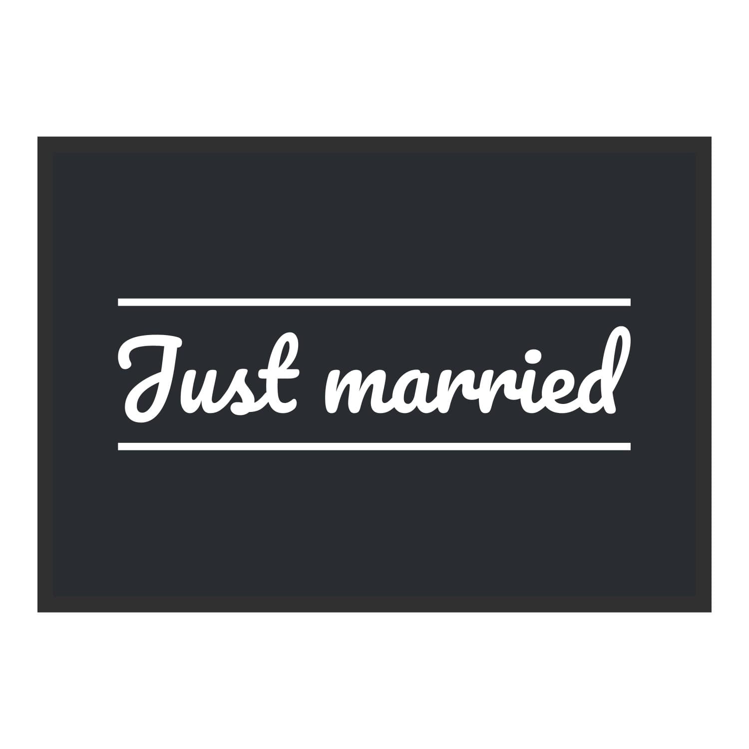 Vue du tapis Just married filets dans son format et ses couleurs de départ