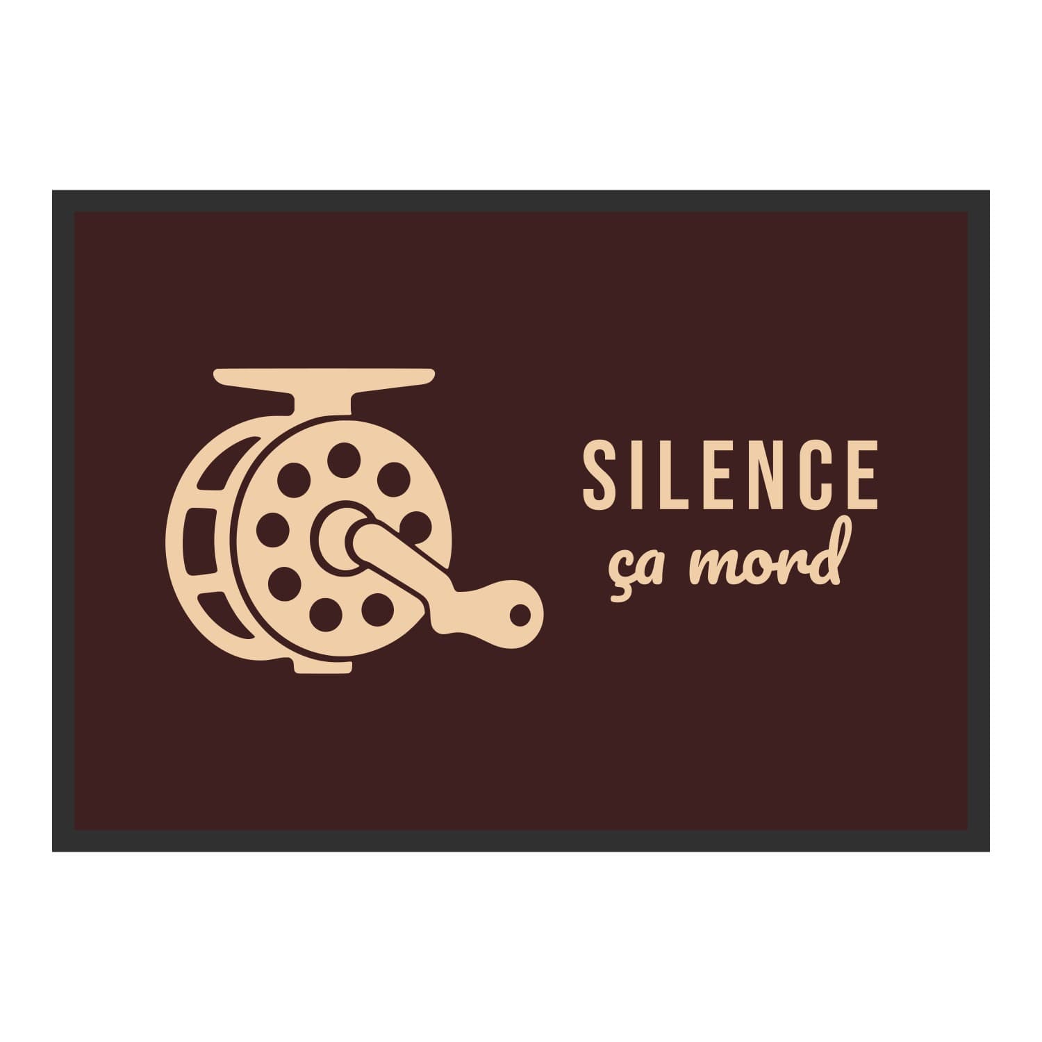 Vue du tapis Silence, ça mord dans son format et ses couleurs de départ